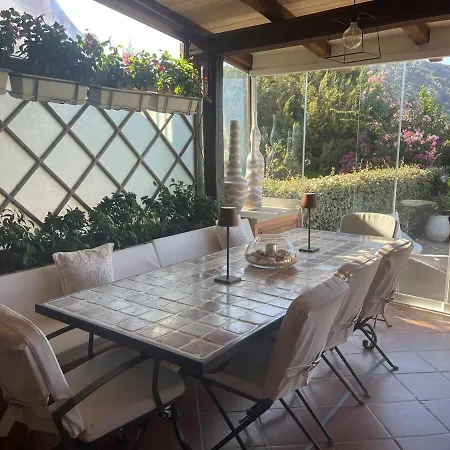In Porto Cervo Surrounded By Greenery דירה *